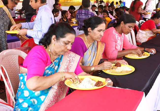 Grace Ministry Celebrates Christmas 2022 with grandeur at Prayer Centre in Valachil, Mangalore on Dec 16, Friday 2020. People from different parts of Karnataka joined the Christmas prayer service in thanking Lord Jesus Christ.